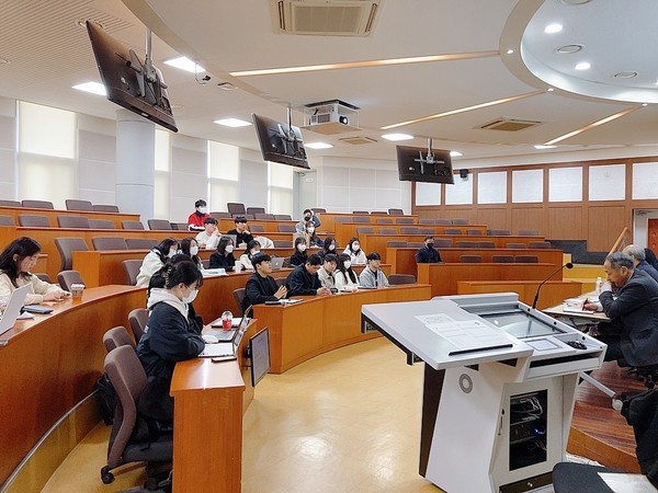유길한 총장, 학・석사 연계 5/6년제 개편안에 대한 설명회 개최 유길한 총장, 학・석사 연계 5/6년제 개편안에 대한 설명회 개최